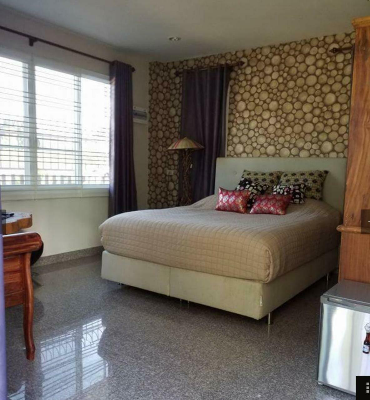 Homestay568 Roi Et Bagian luar foto